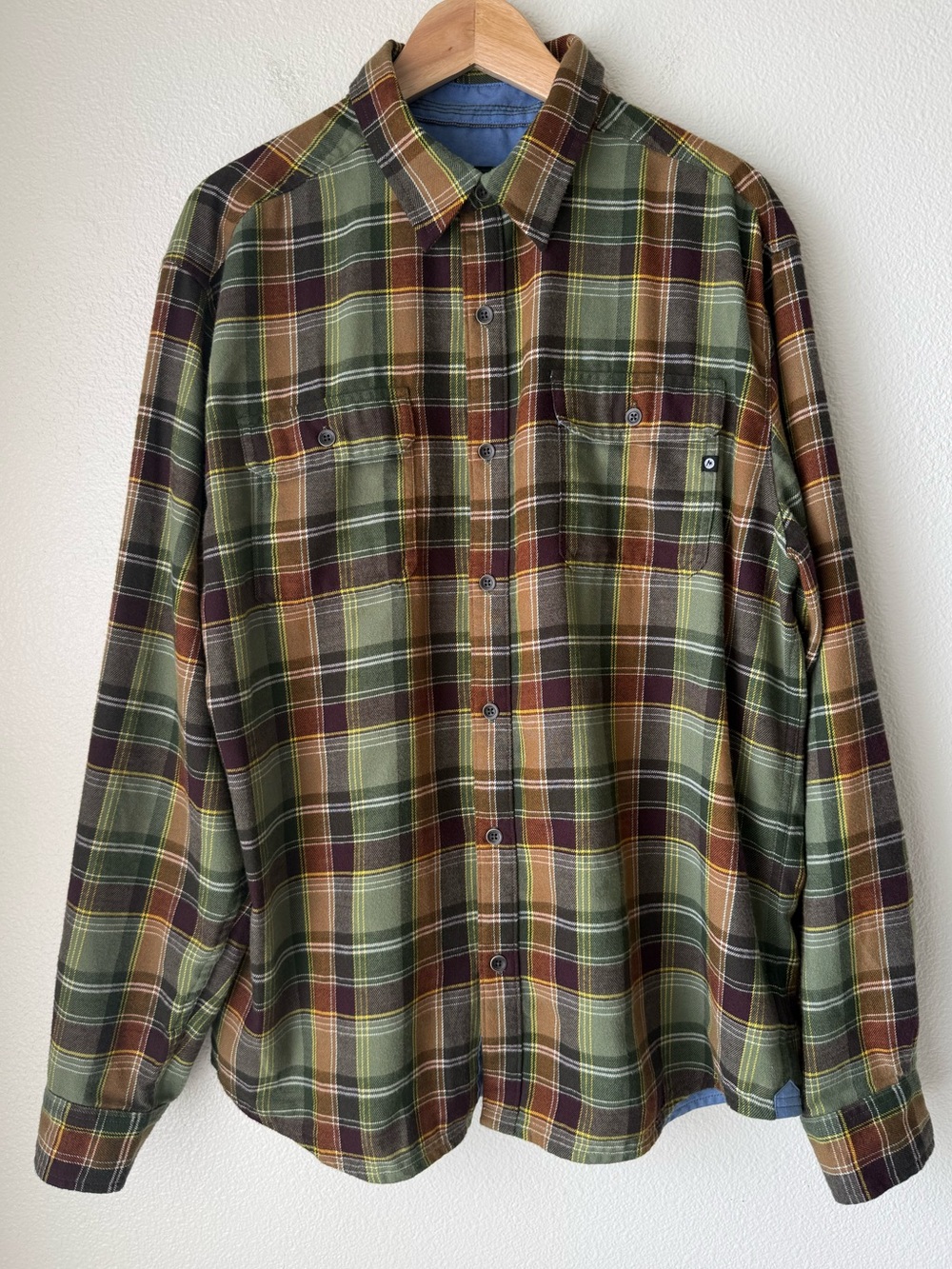 Men's Green Plaid Button-Up Flannel Shirt